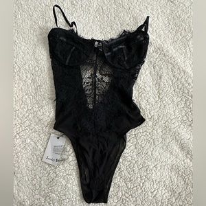 NWT Bardot Britney Lace Bodysuit